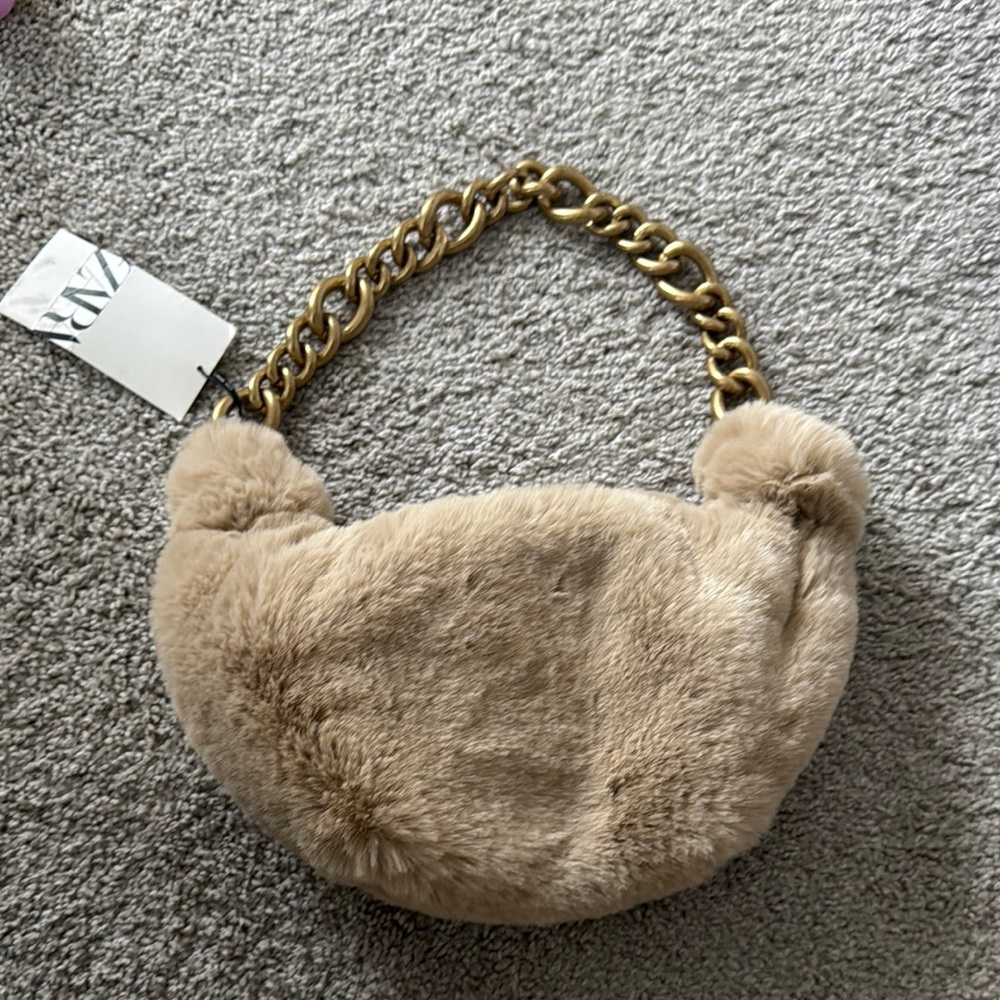 Faux Fur Shoulder Bag with Gold Chain